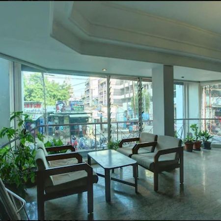 Hotel Padmam Madurai Exteriör bild